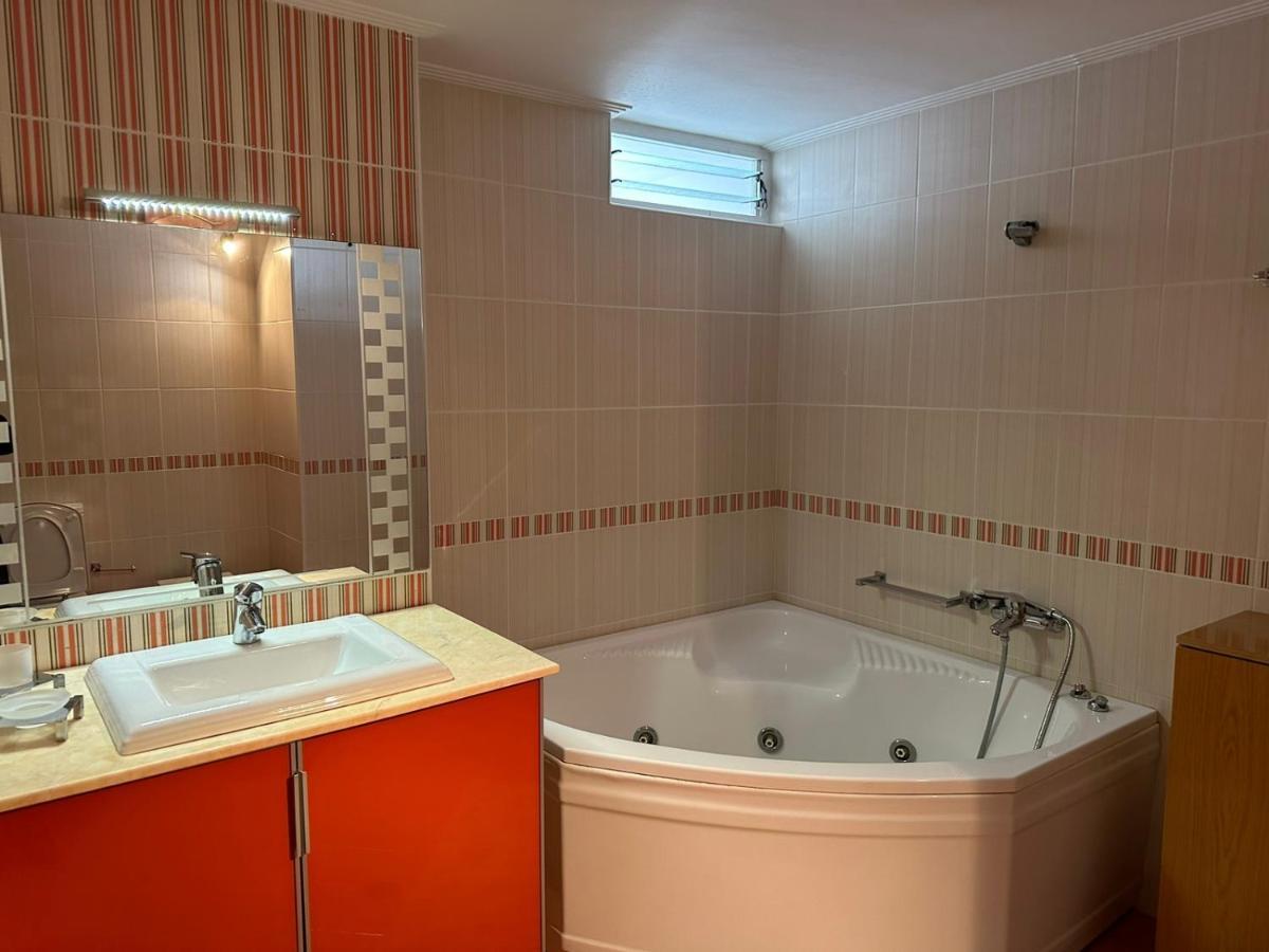 Penthouse Sea View Apartment Sarande Ngoại thất bức ảnh